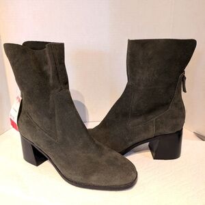Kelsi Dagger Gray Suede‎ Ankle Boots New Sz.10